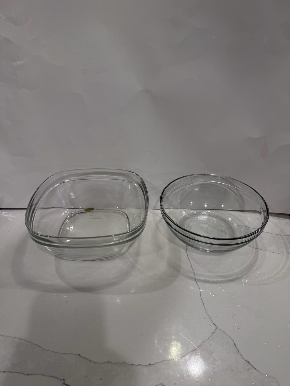 Rubbermaid Clear Glass Square Mixing Bowl and Round Anchor Hocking Mixing Bowl